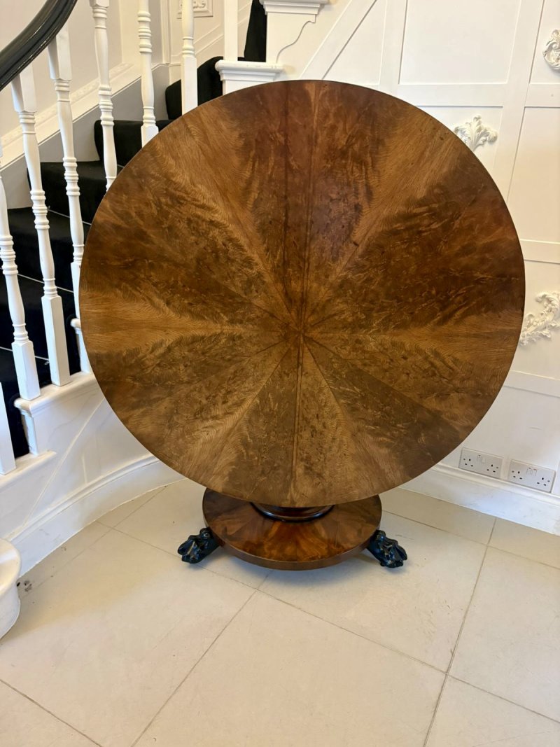 Antique Victorian Quality Flared Mahogany Segmented Circular 6 Seater Dining Table